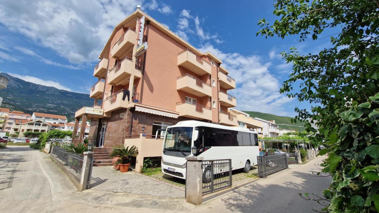 Hotel Fineso Budva Exterior photo